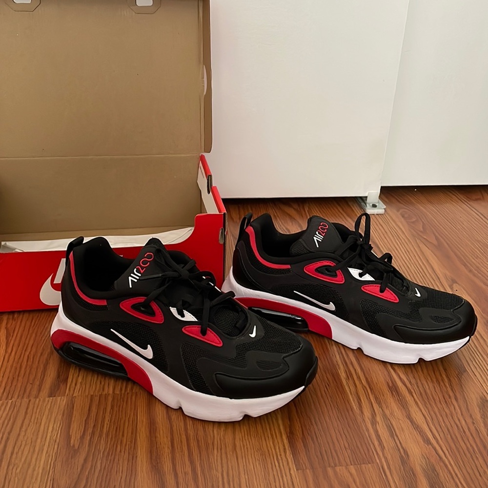Nike Air Max 200